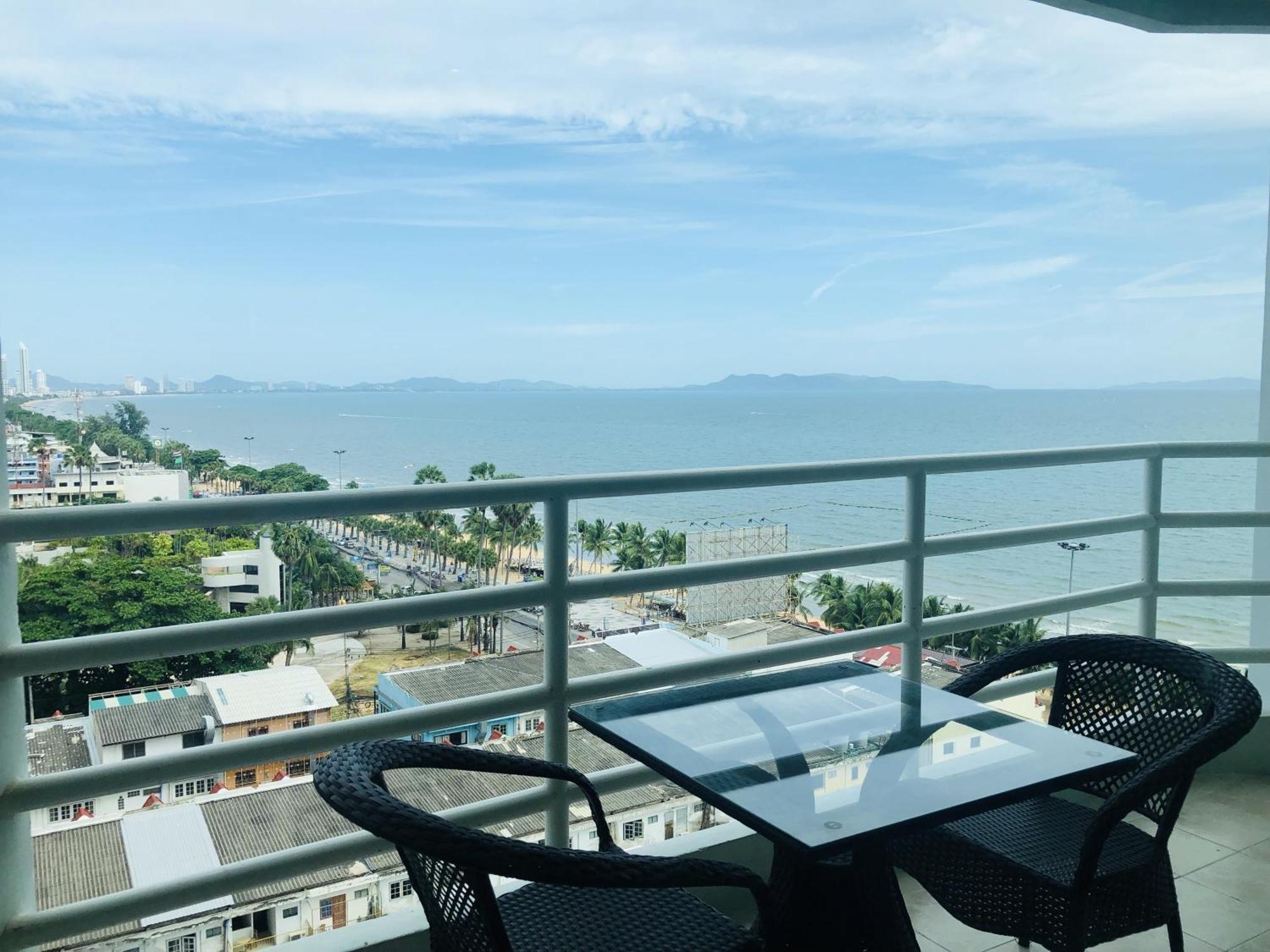 Viewtalay Beachfront By Nd Pattaya Εξωτερικό φωτογραφία