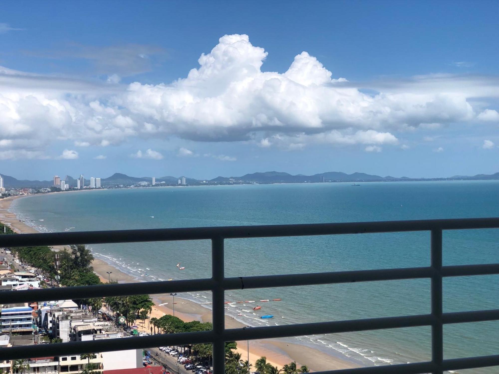 Viewtalay Beachfront By Nd Pattaya Εξωτερικό φωτογραφία
