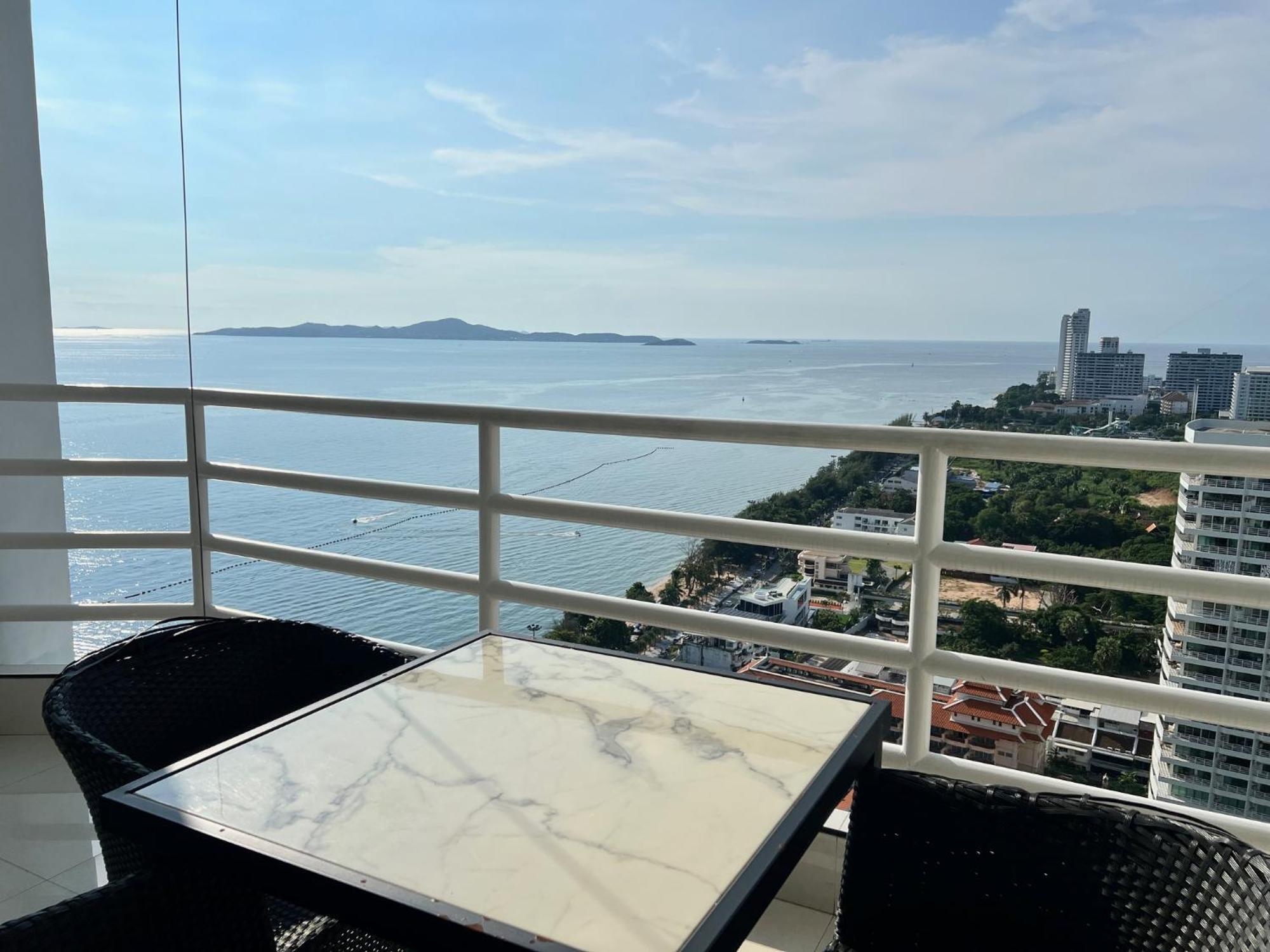 Viewtalay Beachfront By Nd Pattaya Εξωτερικό φωτογραφία